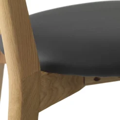 No name AUDE Lot de 2 chaises de bar en bois et simili H67cm
