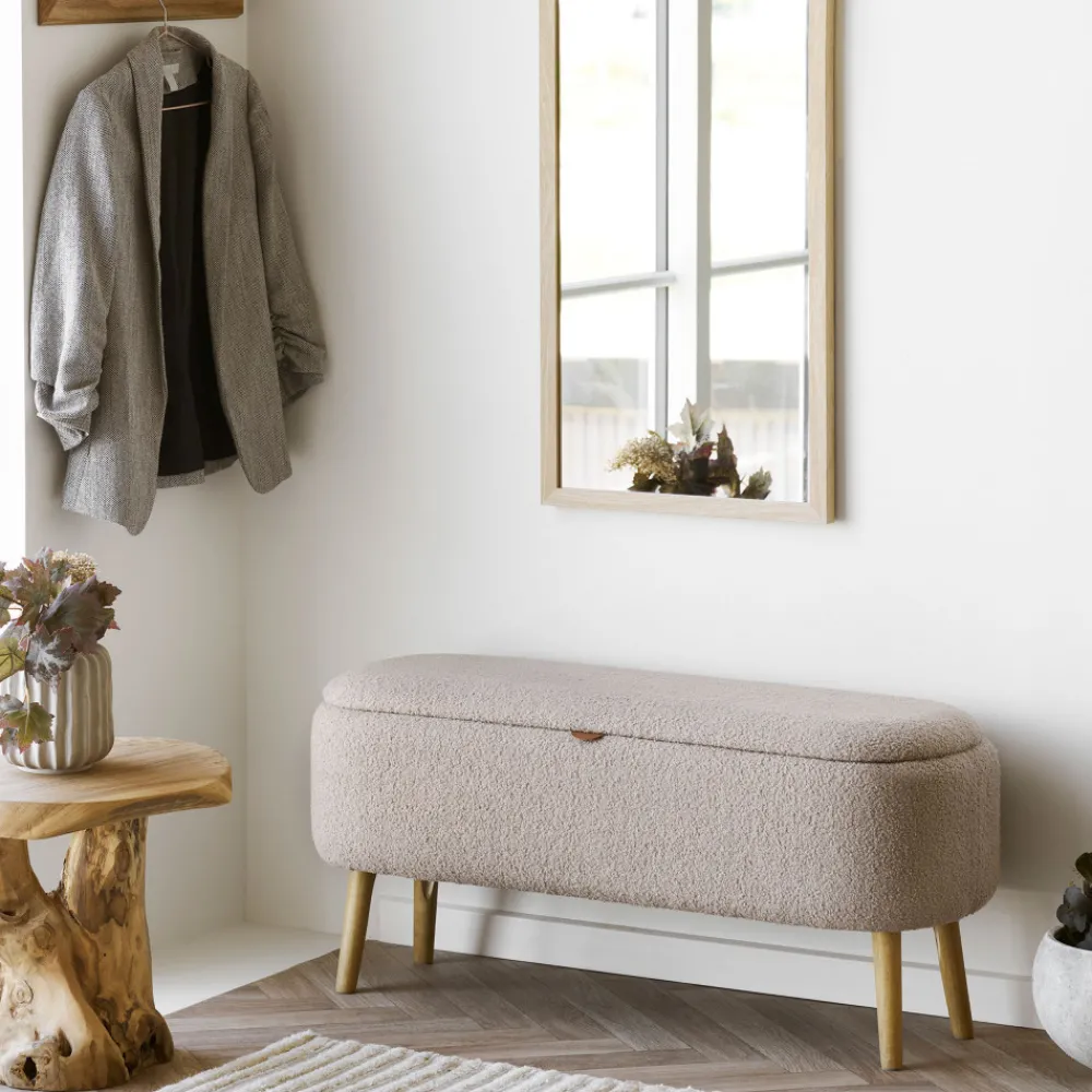 House Nordic HARLOW Banc coffre en tissu bouclette et bois L95cm